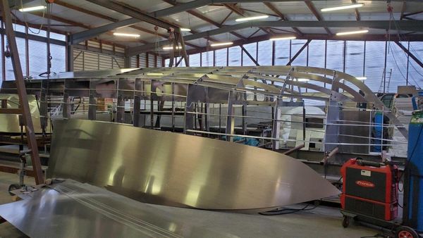 Construction du nouveau bateau pour permis ENF à La Réunion